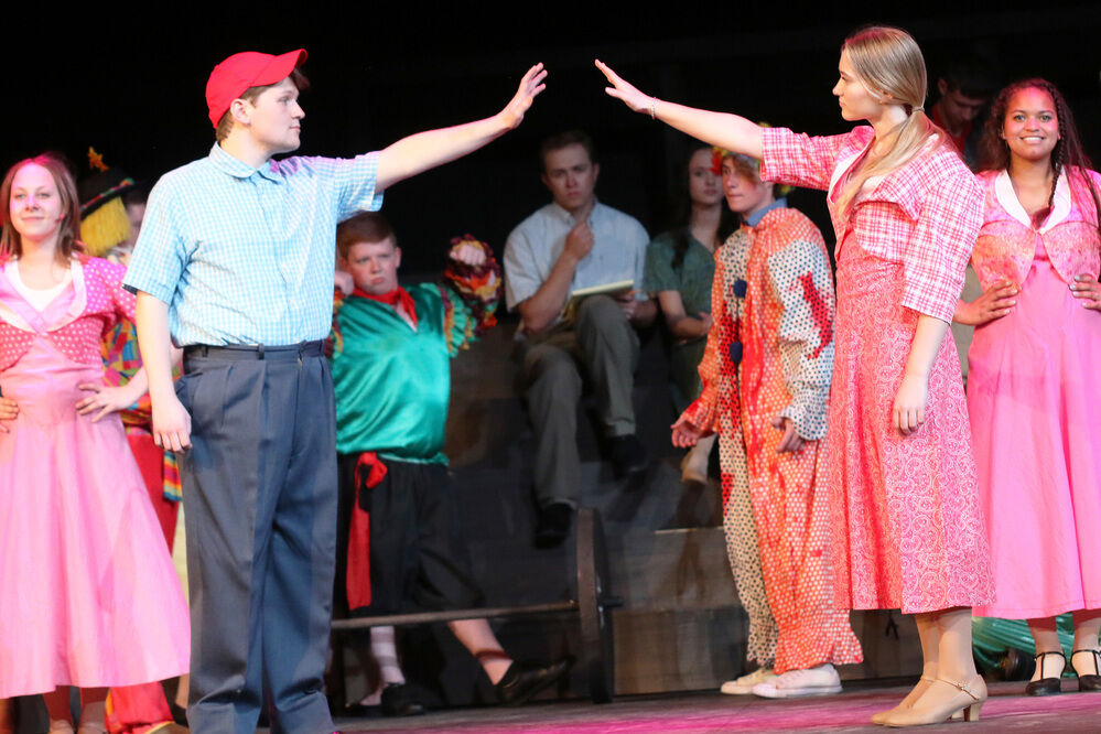 GALLERY SHS Musical - dress rehearsal :: 1